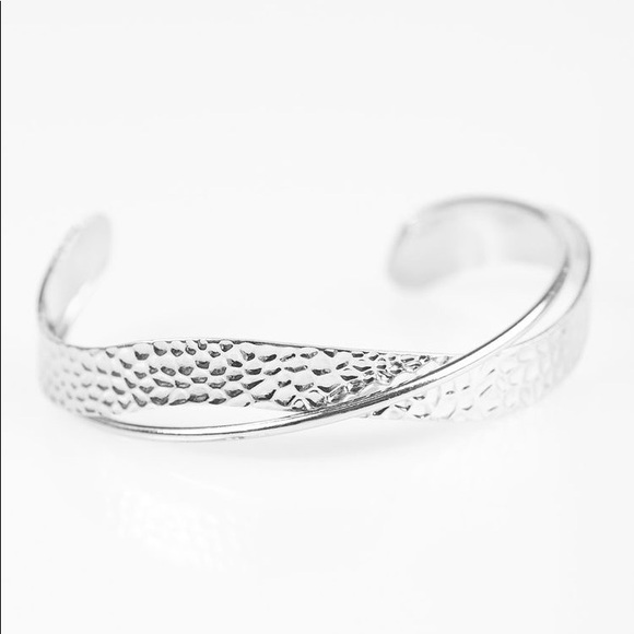 paparazzi Jewelry - Wandering Waves